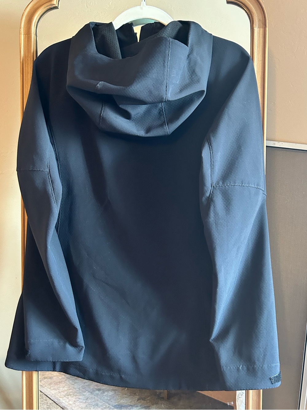 Patagonia Hooded Softshell Jacket - Picture 3 of 3